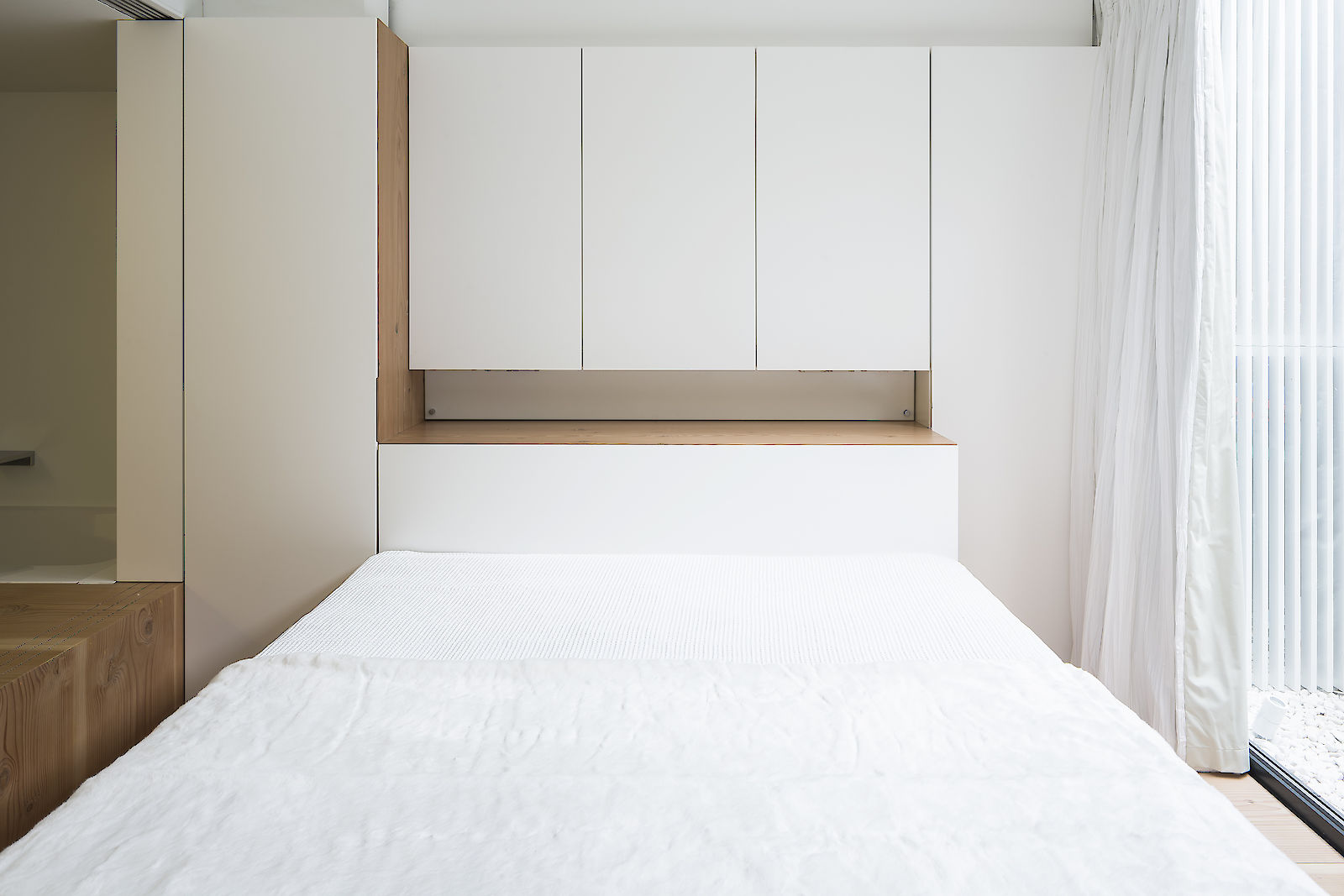 GC House by inaki leite design. Fulham house lower basement bedroom elevation