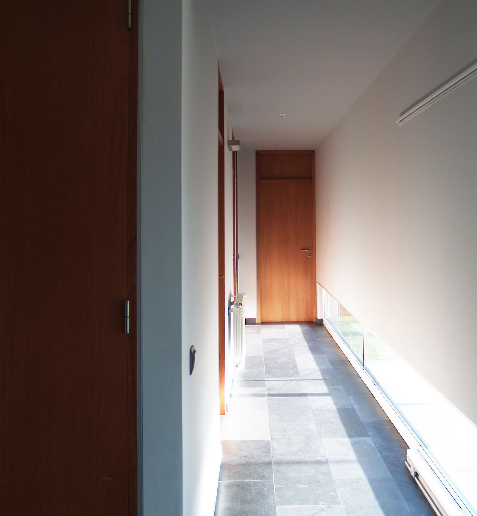 Imo House by iñaki leite. Corridor