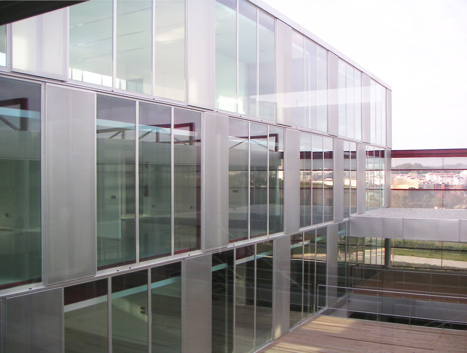 Xoana Capdevielle Library - collaboration with J. Graiño Bermúdez