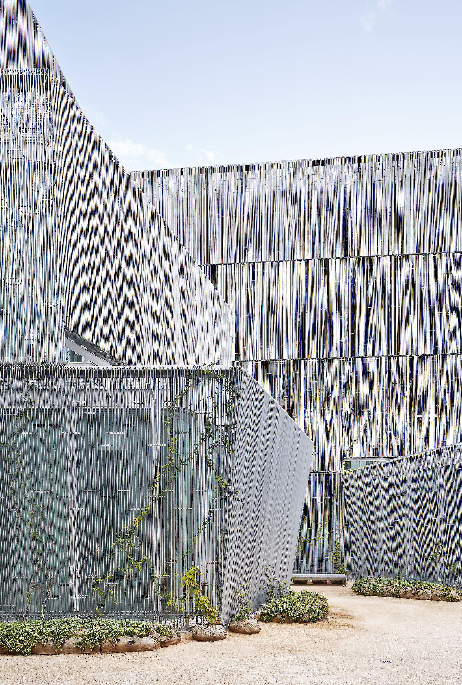 Francisco Giner de los Ríos Foundation by AMID.cero9. View from the garden