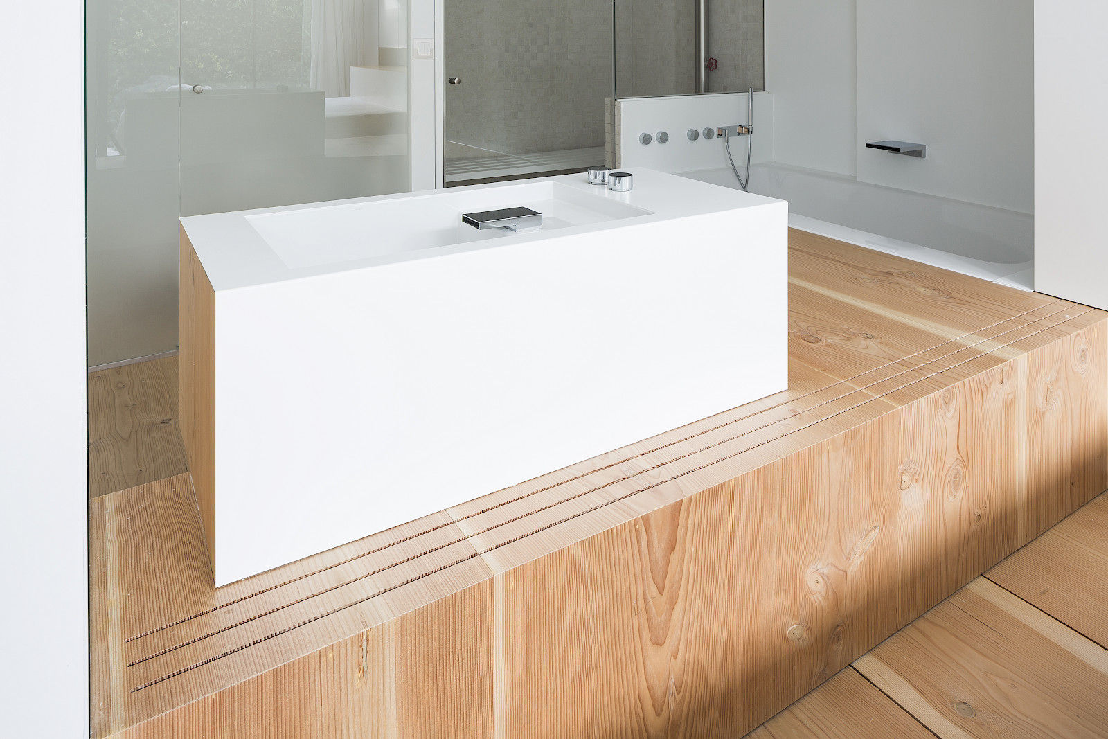 Eva-basin-by-inaki-leite-2